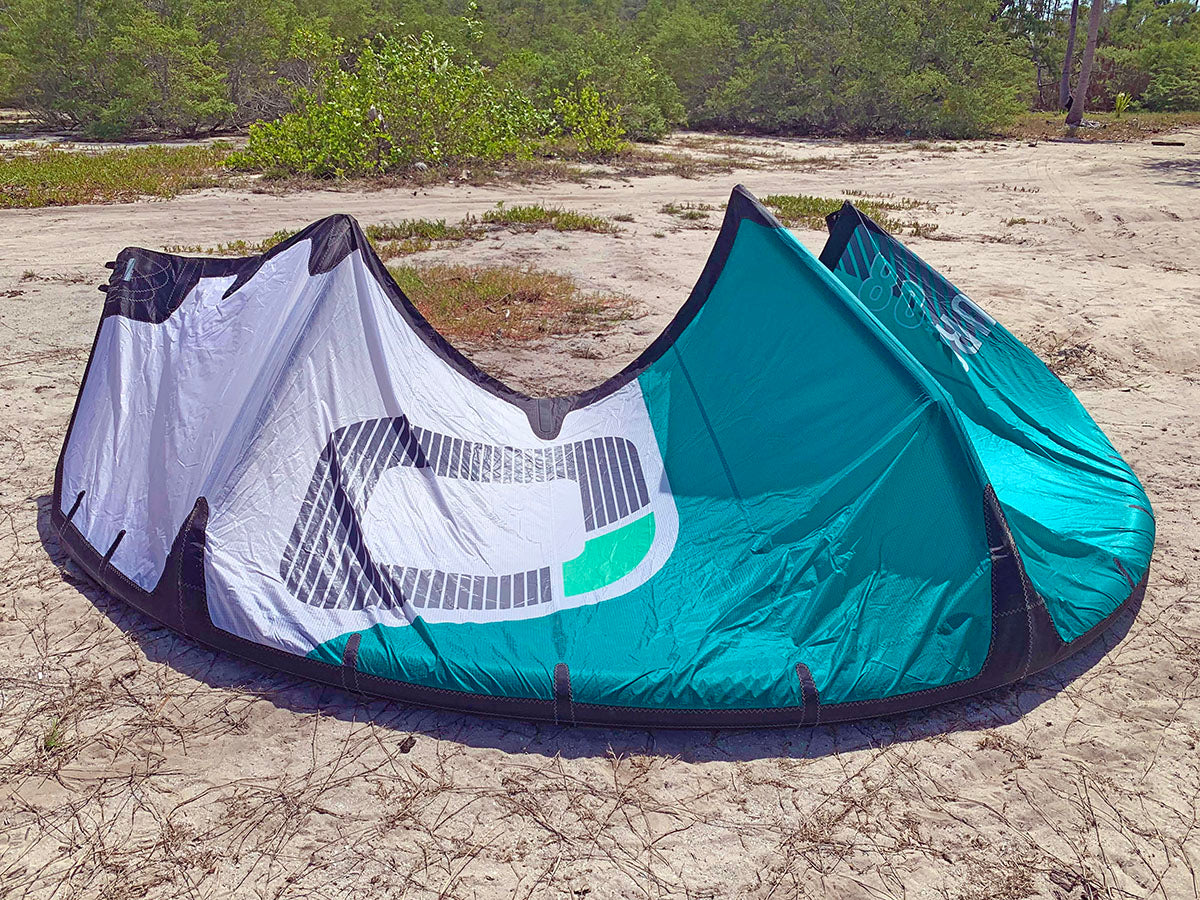 USED 2024 Ozone Enduro V4 Kite - 8m - Emerald