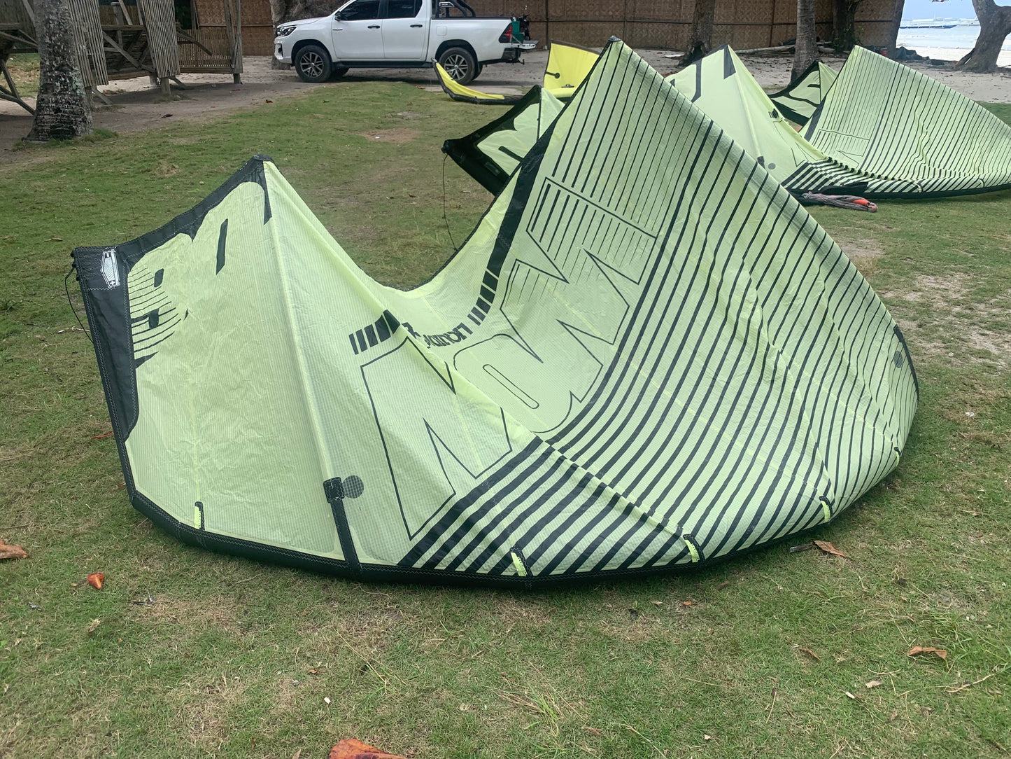 USED 2019 Liquid Force Wow V4 Kite - 6m - Lime